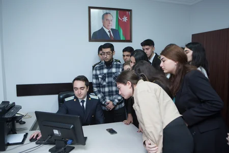 Prokurorluqda növbəti dəfə Açıq qapı günü təşkil olunub