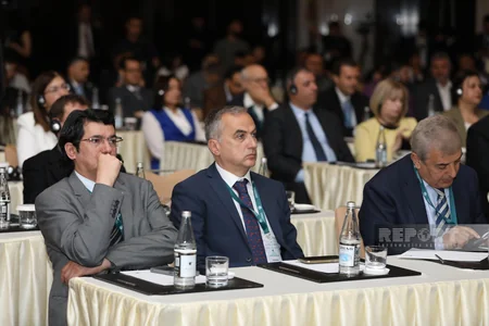 Bakıda “İslamofobiya diqqət mərkəzində: Qərəzin ifşası, stiqmaların dağıdılması” mövzusunda beynəlxalq elmi konfrans başa çatıb - YENİLƏNİB
