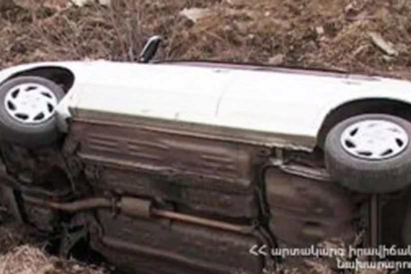 В Кельбаджаре автомобиль упал в ущелье, 3 армян погибли, 1 ранен