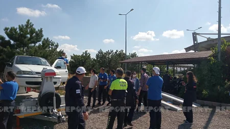 Azerbaijani journalists taught to drive properly in Ankara