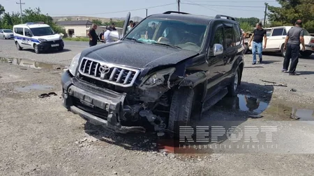 Göyçayda iki avtomobil toqquşub, yaralananlar var