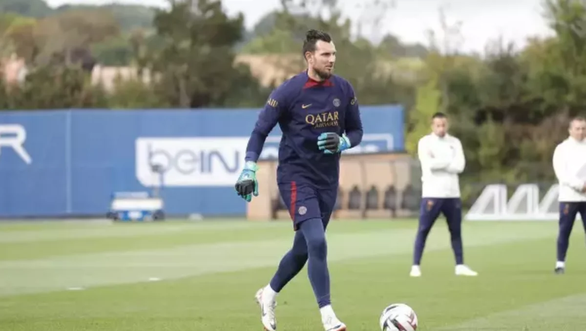 PSG football club goalkeeper targeted in burglary