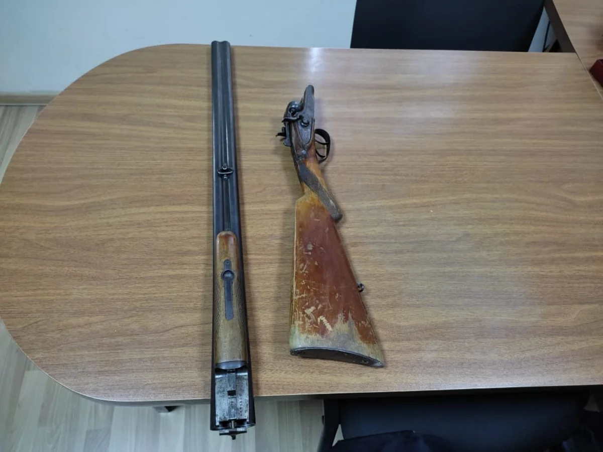 Saatlı sakini odlu silahı polisə təhvil verib