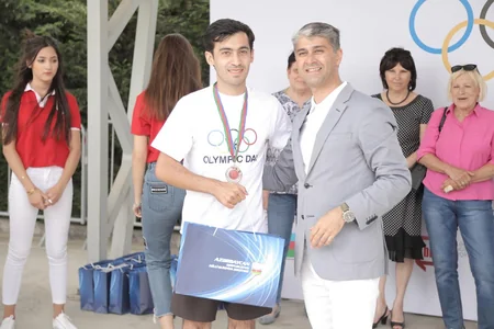 Dənizkənarı Bulvarda “Beynəlxalq Olimpiya Günü” keçirilib