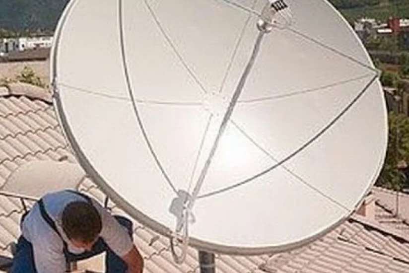 Gəncədə antenna quraşdıran gənc hündürlükdən yerə yıxılıb