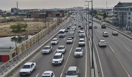 Bakının bir sıra yollarında tıxac müşahidə olunur