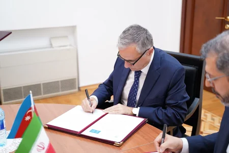 Azerbaijani, Iranian think tanks ink MoU