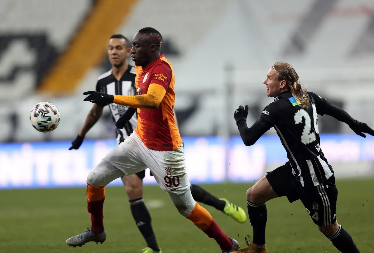 Beşiktaş Qalatasaraya qalib gəldi