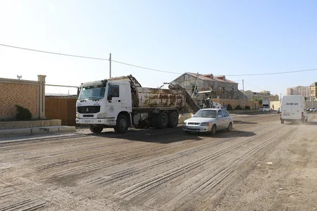 Sulutəpə dairəsindən Biləcəri qəsəbəsi istiqamətində yol təmir olunur