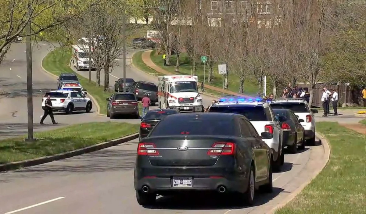 Не менее шести человек, включая трех детей, погибли во время стрельбы в школе в США