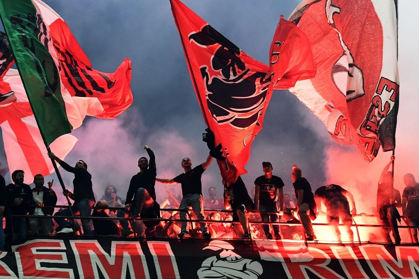 İtaliyada azarkeşlərin stadiona buraxılacağı vaxt açıqlandı