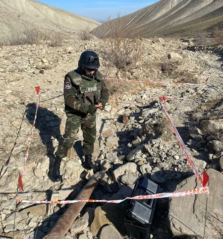 В Хызы обнаружен боеприпас