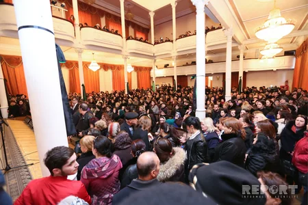 В Баку проходит церемония прощания с народной артисткой Ильхамой Гулиевой