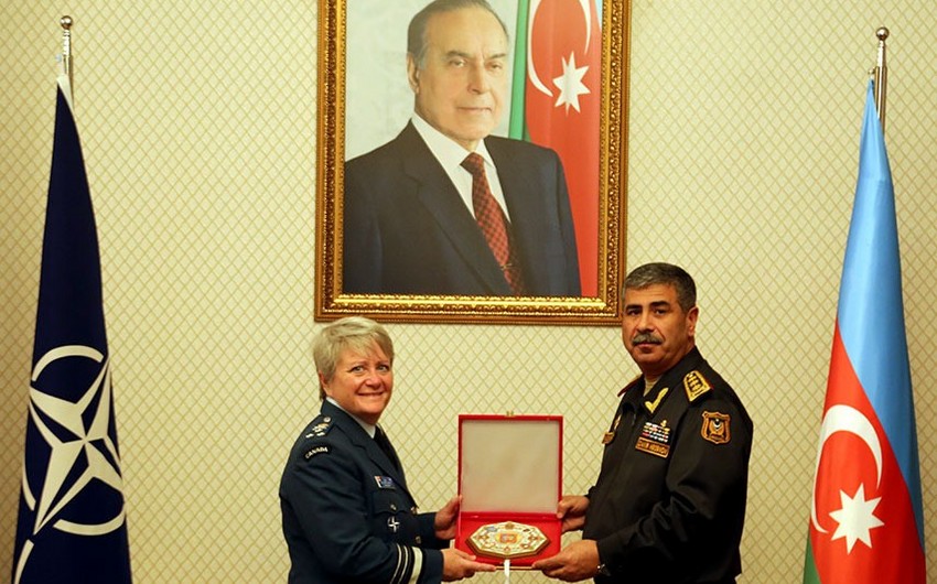 Zakir Hasanov meets with NATO Defense College Commandant