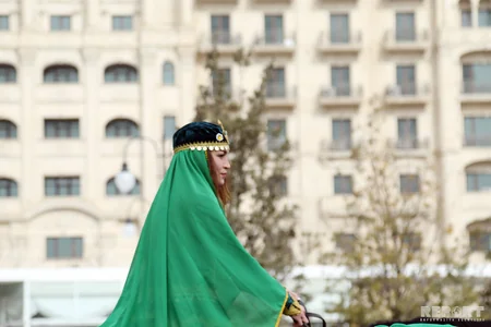 Bakıda “İlaxır çərşənbə”si karvanı - FOTOREPORTAJ