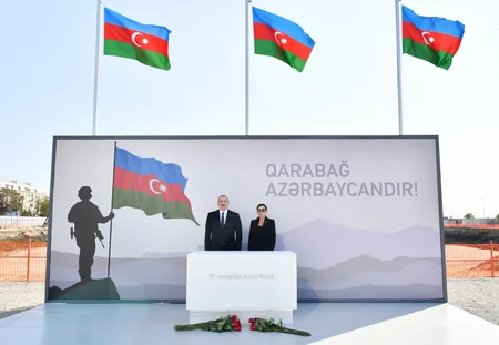 President Ilham Aliyev and First Lady Mehriban Aliyeva visit Victory Park under construction - UPDATED