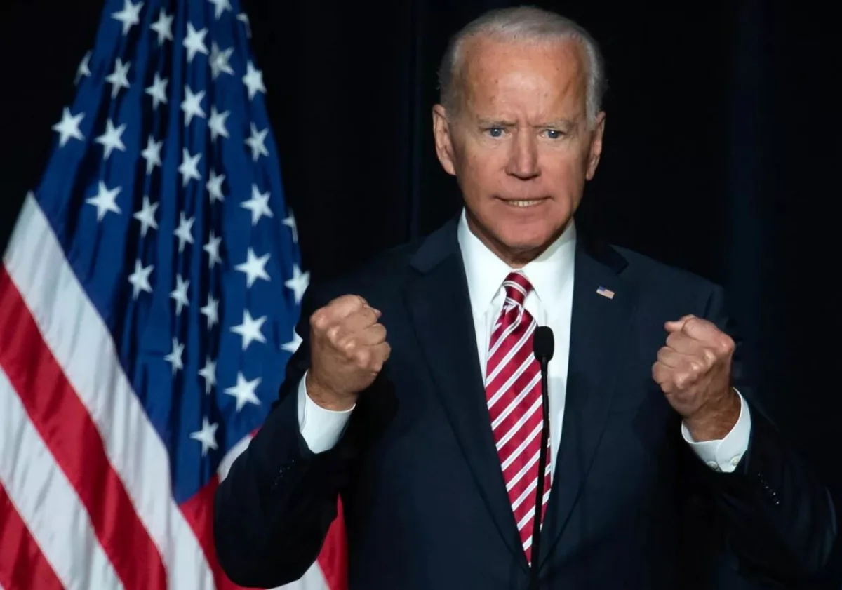 A woman arrested on gun charges outside White House