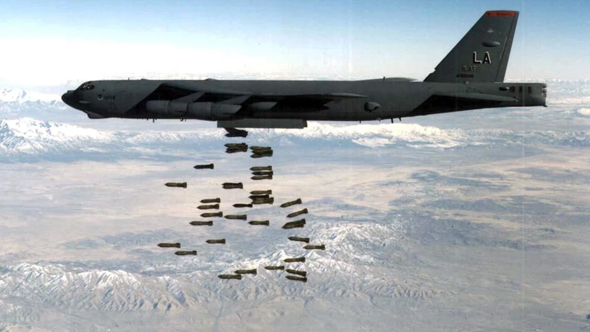 ABŞ Suriyada Sepahla əlaqəli obyektlərə zərbə endirib