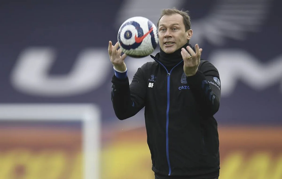 Everton klubuna müvəqqəti baş məşqçi təyin olunub