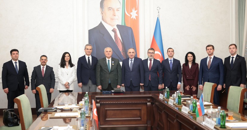 Türkiyənin Baş Ombudsmanı Azərbaycan Prokurorluğunun 100 illiyi yubiley medalı ilə təltif edilib