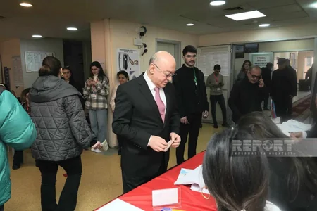 Kəmaləddin Heydərov səs verib