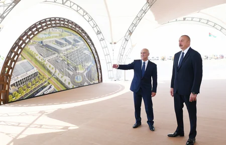 Президент Ильхам Алиев дал интервью Азербайджанскому телевидению