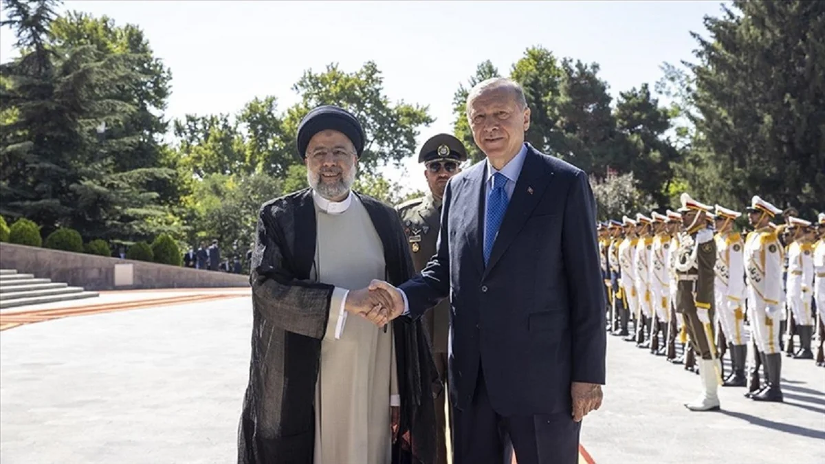 Turkish president reveals topics discussed with Iranian counterpart