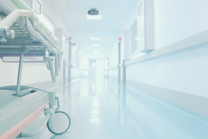 Bakıda avtomobil 71 yaşlı qadını vurub