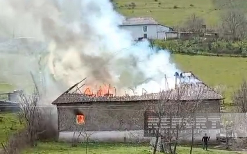 Cəlilabadda fərdi ev tamamilə yanıb