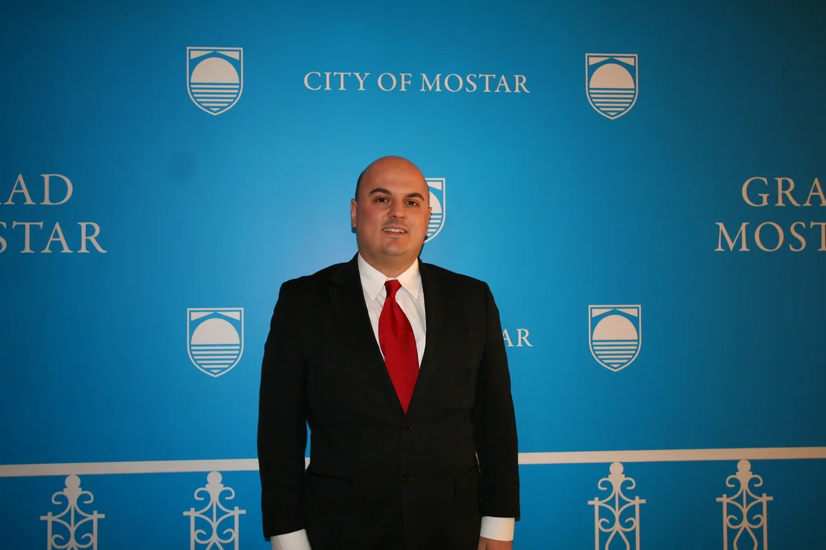 Piter Teys: “Erməni terrorizminin qarşısı alınmalıdır”