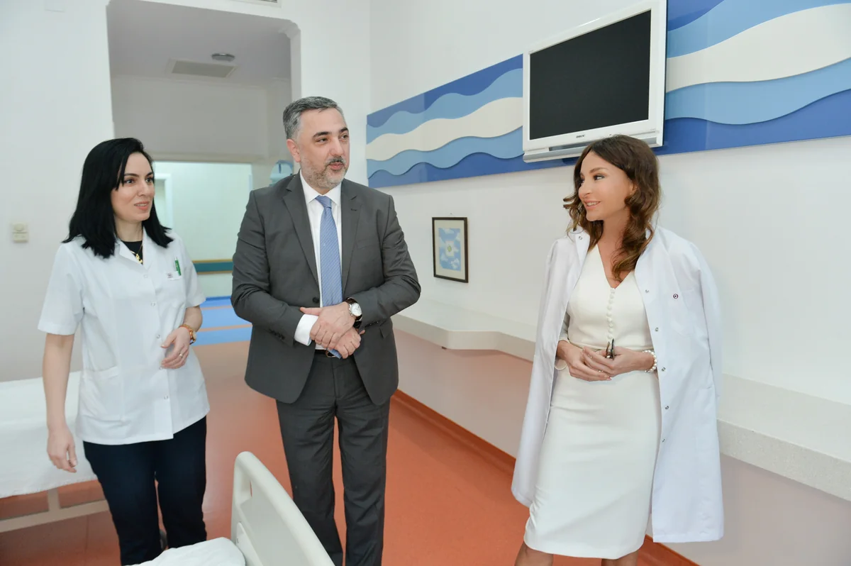 Birinci vitse-prezident Mehriban Əliyeva Talassemiya Mərkəzində olub