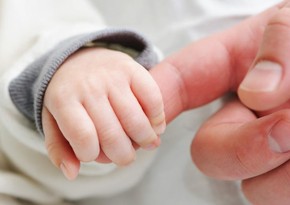Sabirabadda sünnət edilən körpə qanaxmadan ölüb