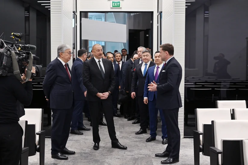 Президенты Азербайджана и Казахстана побывали в Международном финансовом центре Астана