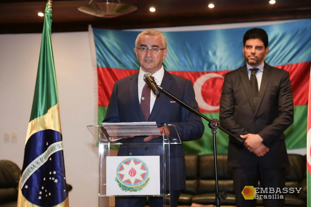 Səfir braziliyalı gənclərə Qarabağla bağlı mühazirə oxuyub
