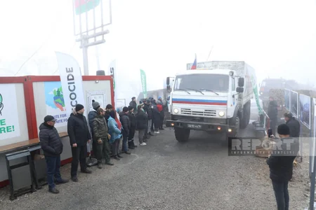 Xankəndi-Laçın yolunda sülhməramlılara məxsus 58 avtomobil maneəsiz hərəkət edib - YENİLƏNİB-12