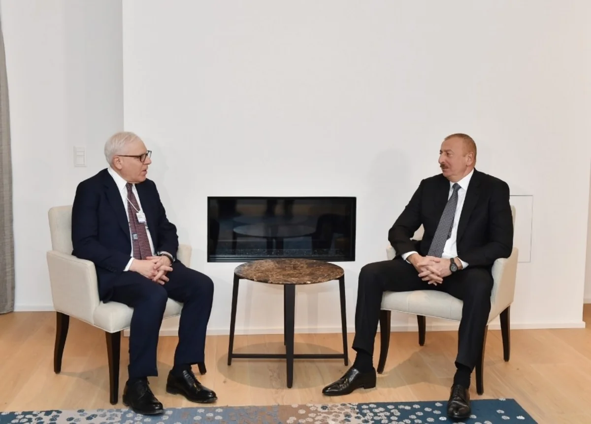Prezident İlham Əliyev “Carlyle Group” şirkətinin həmtəsisçisi ilə görüşüb