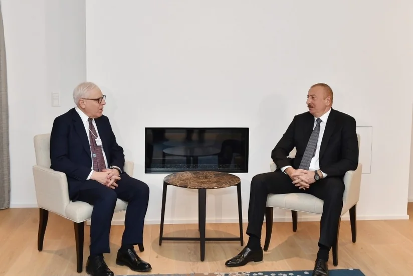 Prezident İlham Əliyev “Carlyle Group” şirkətinin həmtəsisçisi ilə görüşüb
