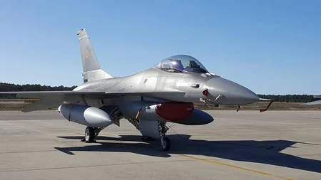 Rumıniya Portuqaliyadan F-16 qırıcı təyyarələri alıb - FOTO