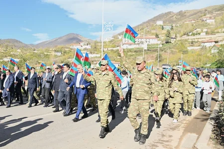 Elm və Təhsil, Müdafiə nazirlikləri birgə Laçında “Bayraq yürüşü” keçirib