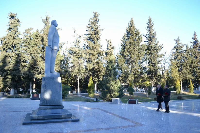 Azərsu rəhbərliyi Kürdəmirdə vətəndaşları qəbul edib