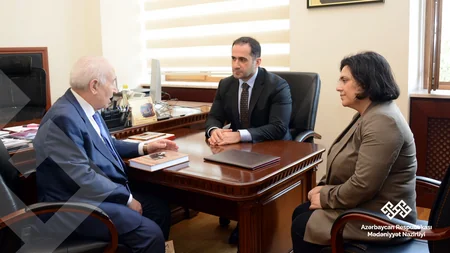 Nazir müavini 75 yaşlı Xalq artisti ilə görüşüb