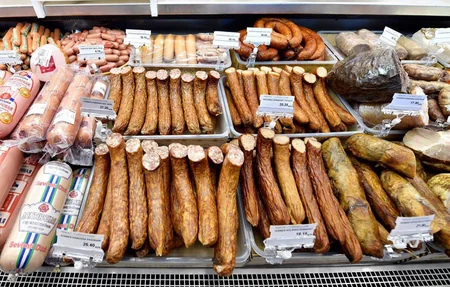 Bakıda yeni “RAHAT” Gourmetmarketin təntənəli açılışı olub