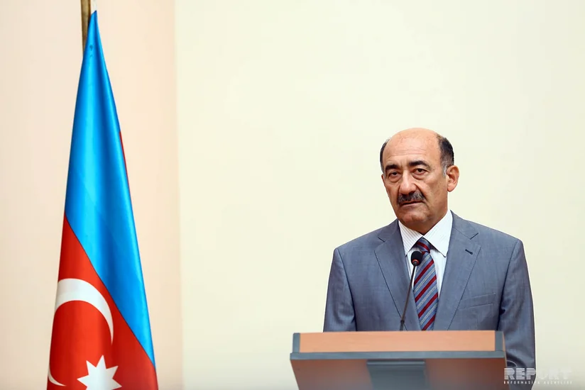 Mədəniyyət naziri müğənni Sami Yusufun Nəsiminin qəzəli əsasında kompozisiya hazırlamasına münasibət bildirib