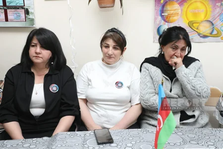 Bakının 100 nömrəli məktəbinin sinif otaqlarından birinə şəhid jurnalist Məhərrəm İbrahimovun adı verilib