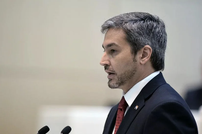 Врачи заподозрили лихорадку денге у президента Парагвая