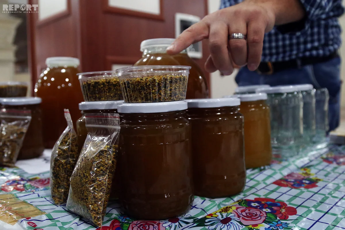 Azərbaycanda saxta bal satan arıçıların qara siyahısı hazırlanacaq
