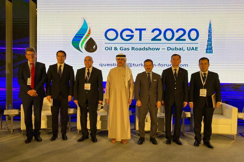 SOCAR участвует в международном мероприятии в Дубае