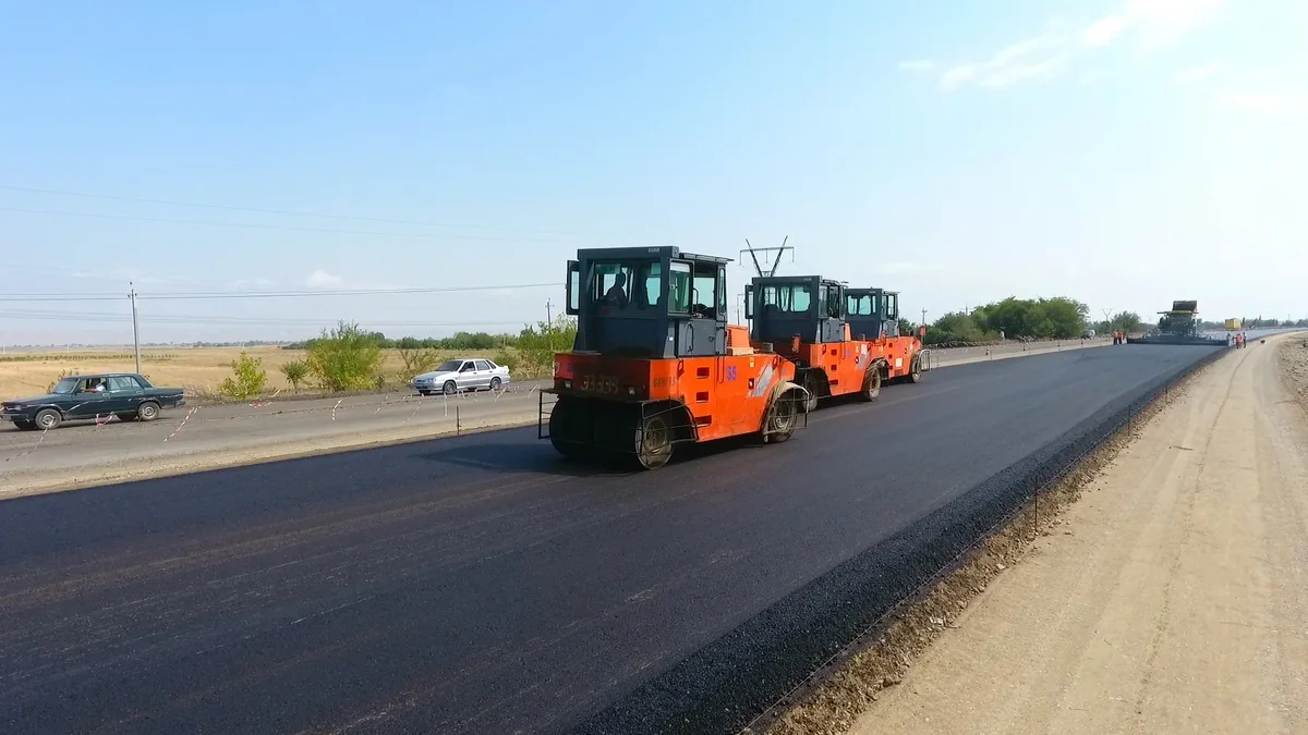 Gürcüstanla dövlət sərhədinə qədər yolun genişləndirilməsi davam etdirilir