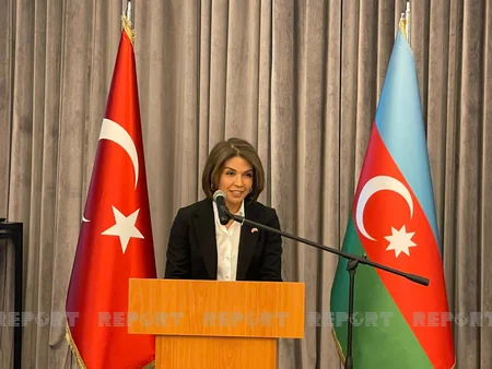 Azərbaycanın İstanbuldakı Baş konsulluğu Ümummilli Liderə həsr olunan sərgi təşkil edib