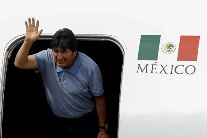 Morales: Parlament istefamı təsdiq etməsə, Boliviyaya qayıdacam
